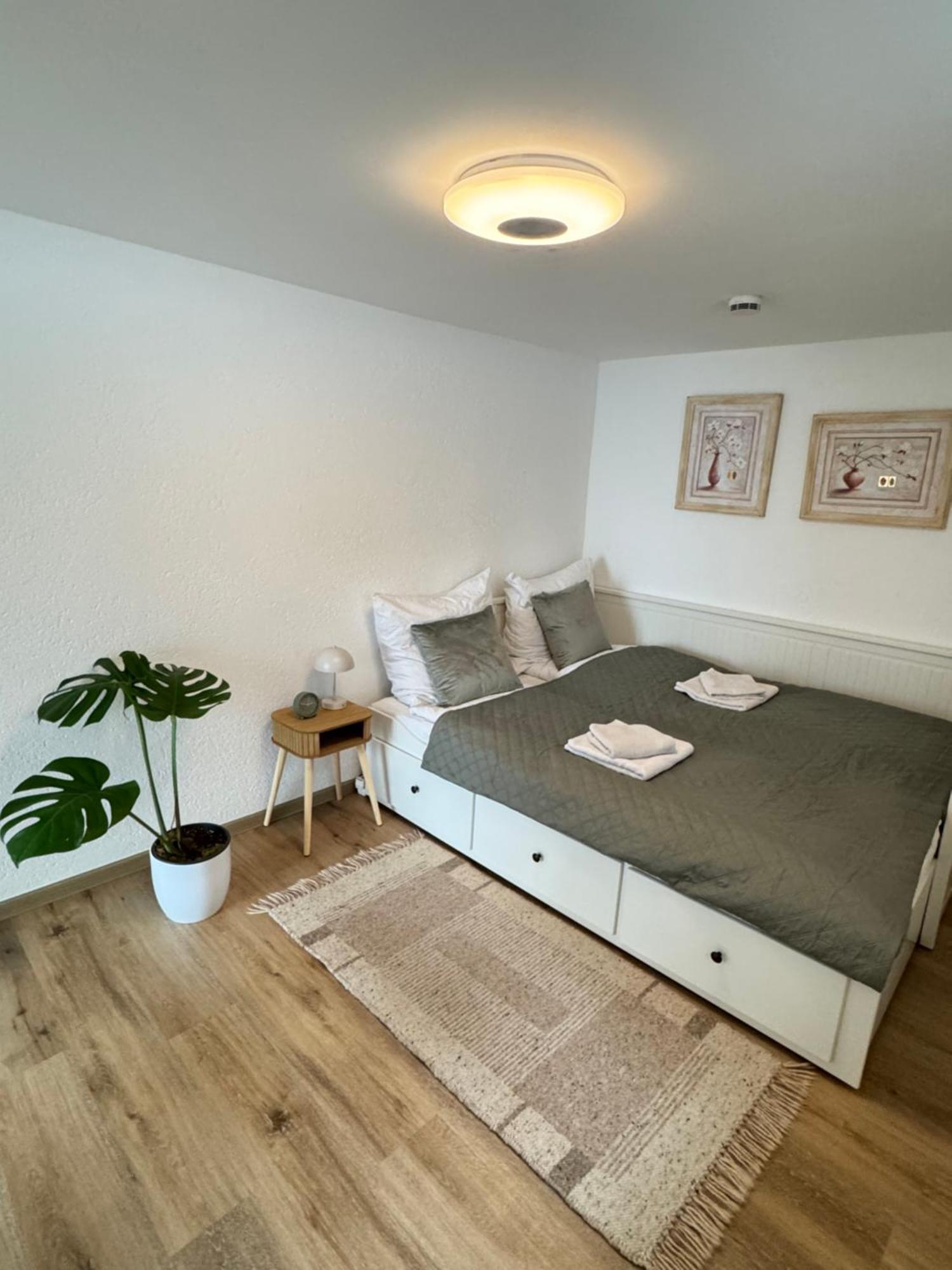 Family & Friends Hannover 75M2, Messe Ngoại thất bức ảnh